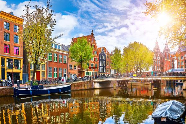 阿姆斯特丹禁止新酒店建设以应对过度旅游