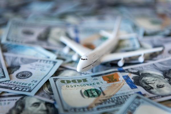 美国政府发布了一套新的航空公司退款和费用透明度规定